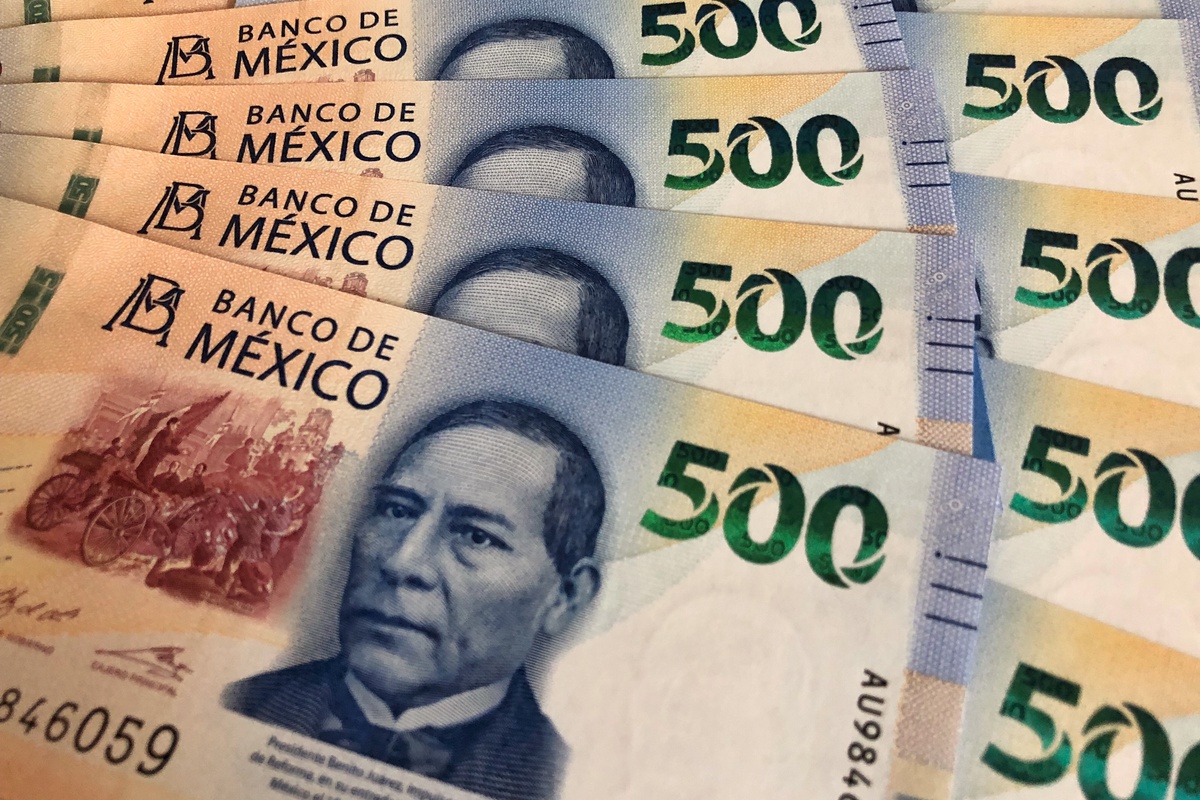 500 Peso Banknote featuring Benito Juarez
