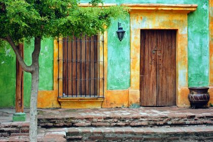 Colonial Home Facade