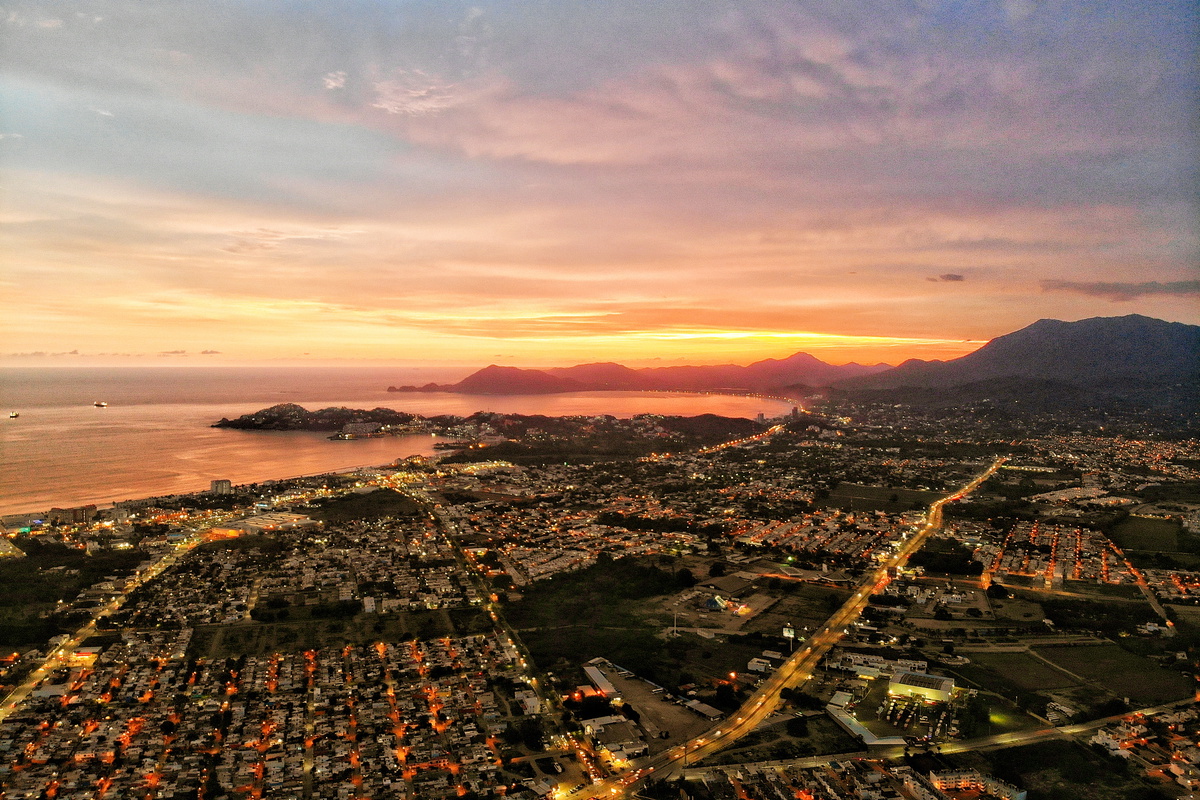 Panoramic view of Manzanillo at sunset