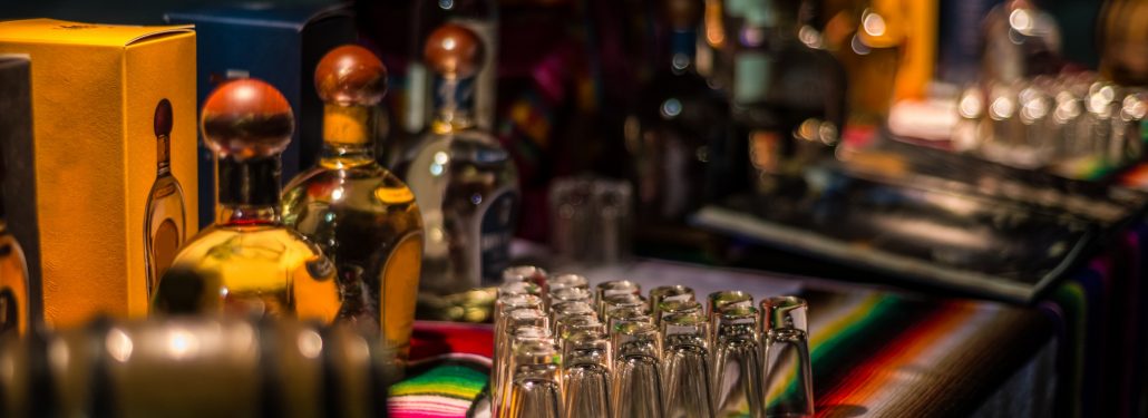 Mexican Bar: Beers, Liquors and Cocktails