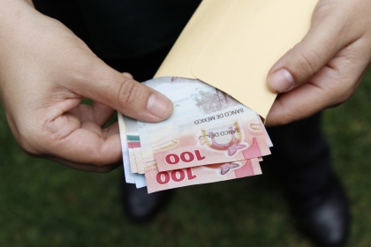 Money in an envelope, Mexican pesos