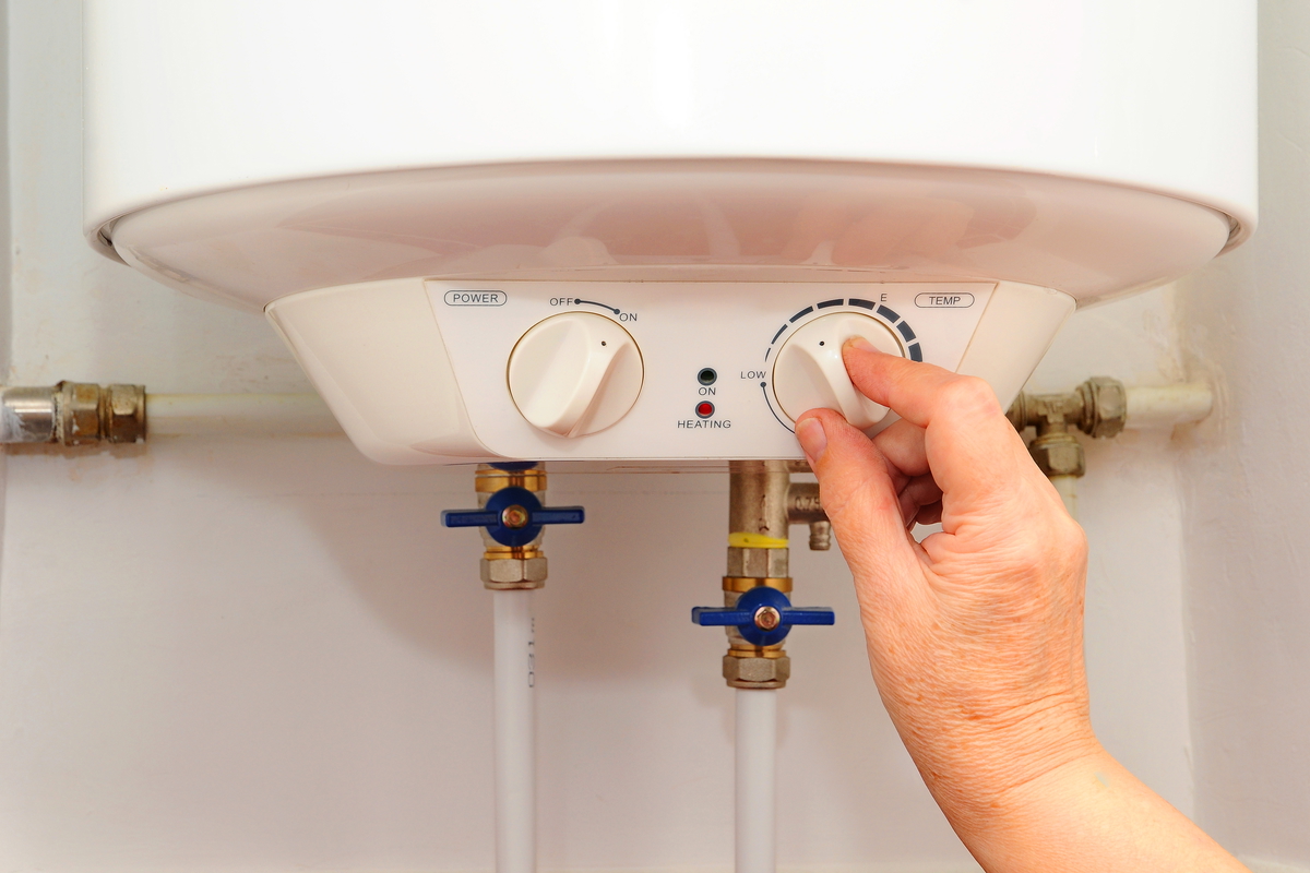 Setting the temperature on a water heater